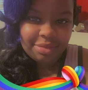 Meet your Posher, Leah